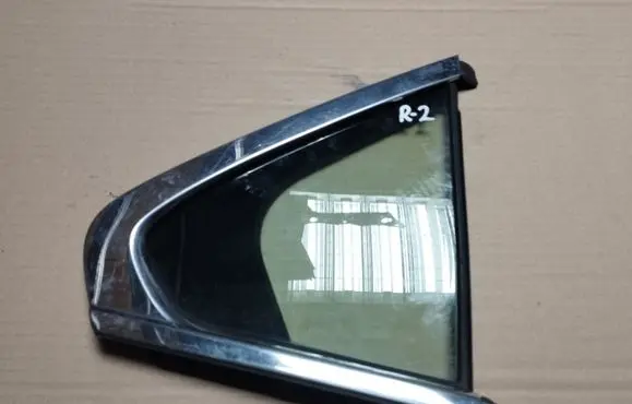 Honda Accord Rear vent window glass 73441TL0