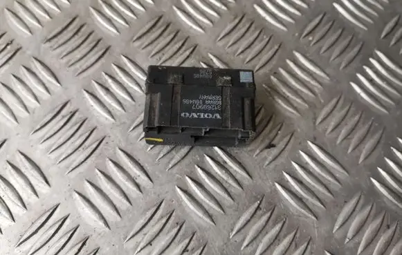 Volvo S60 Seat heating relay 31268907 08W485