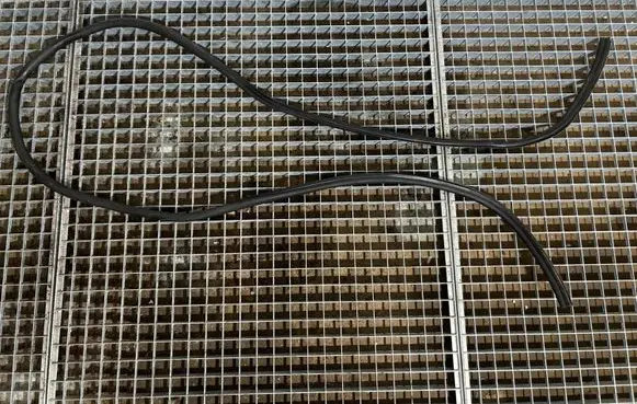 BMW 5 F10 F11 Engine compartment rubber