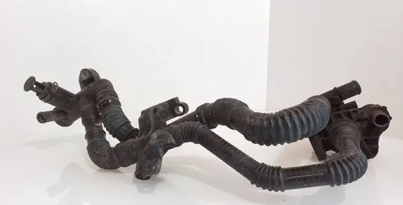 Ford Focus Engine coolant pipe/hose 9647768980