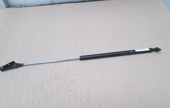 Hyundai Atos Prime Shock absorber/damper mounting bracket 
