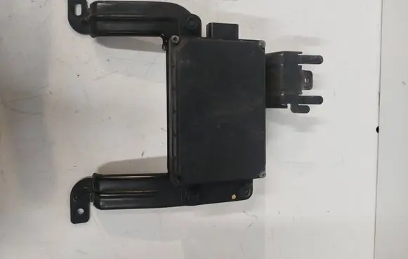 Opel Zafira C Distronic sensor radar 13412835 28348211 4228342152730035