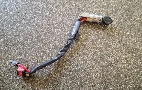 Peugeot 206 Ignition lock