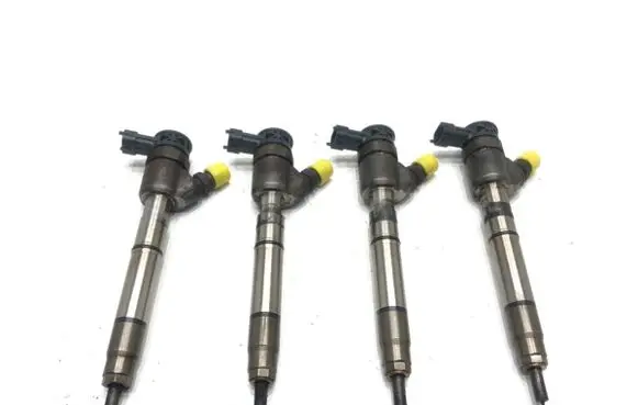 KIA Optima Fuel injectors set 338002A610