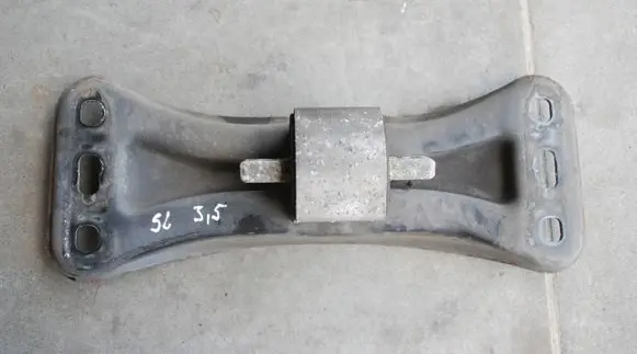 Mercedes-Benz SL R230 Gearbox mounting bracket A2302420001