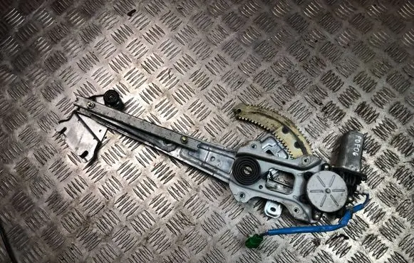 Subaru Forester SG Front door window regulator with motor