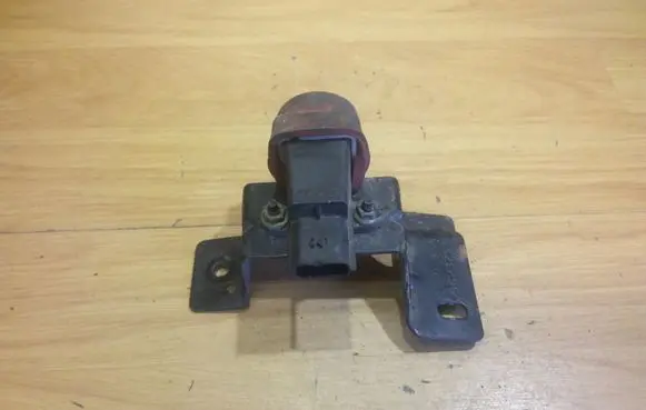 Peugeot 406 Fuel cut-off switch 1477226080
