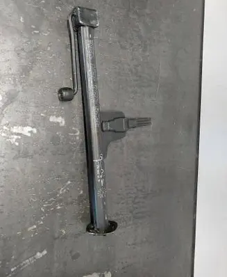 Mercedes-Benz E W210 Lift Jack 2105830115
