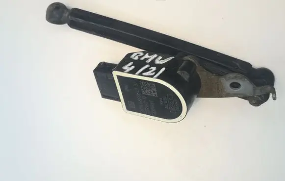 BMW 4 F36 Gran coupe Headlight/headlamp level sensor 37146860843