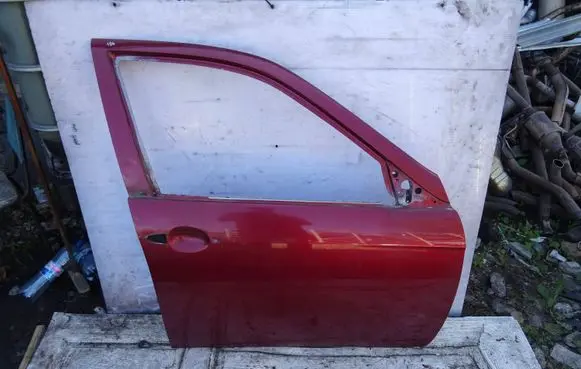 Alfa Romeo 156 Front door