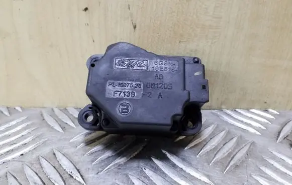 Volvo XC70 Air flap motor/actuator 6G9N19E616 PL1607526