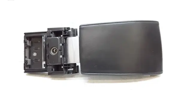 Volvo V70 Armrest 30715140