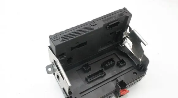 Mercedes-Benz CL C216 Fuse module A2215403550