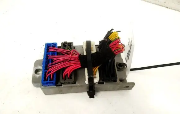 KIA Sorento Fuse box set