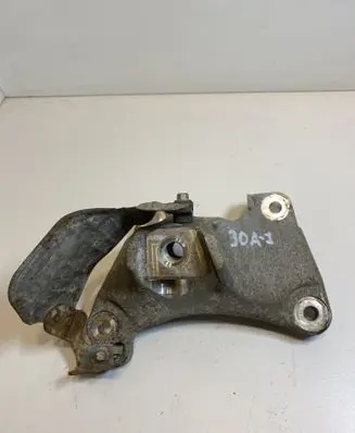 Ford Ranger Engine mounting bracket AB396045A