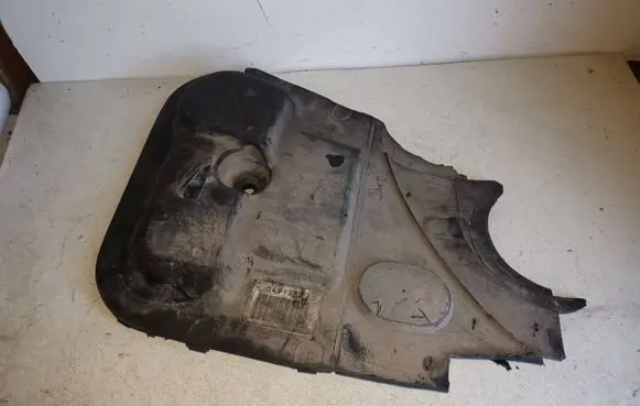 Volvo S60 Timing belt guard (cover) 8642372 8642818