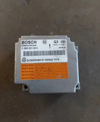 Mercedes-Benz C W203 Airbag control unit/module 2038206385 0285001813 0409227079