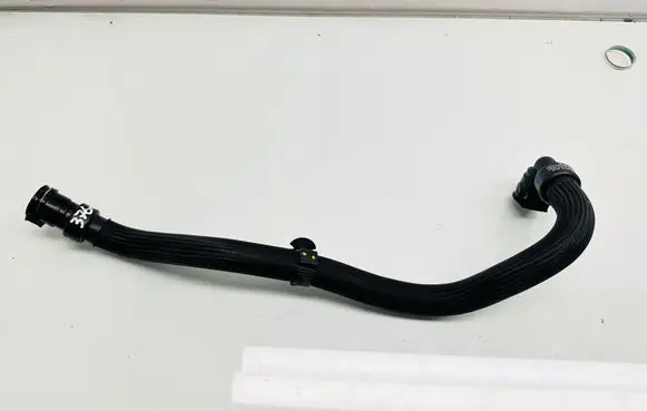 Citroen C5 Aircross Engine coolant pipe/hose 9822405580