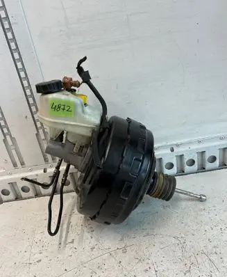 Opel Astra J Brake booster 13338058 03785925354