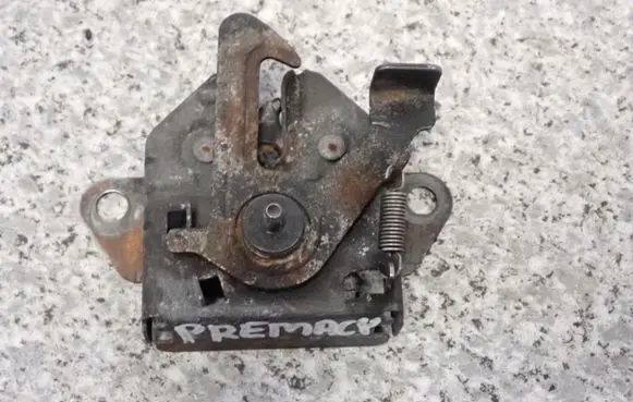 Mazda Premacy Engine bonnet/hood lock/catch