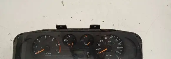 Ford Maverick Speedometer (instrument cluster) 21000503