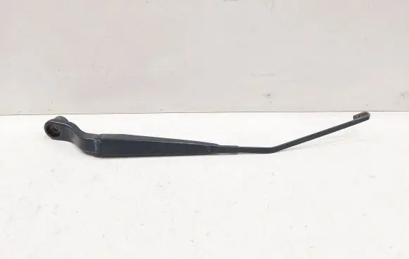 Jeep Compass Front wiper blade arm D1823 D18231