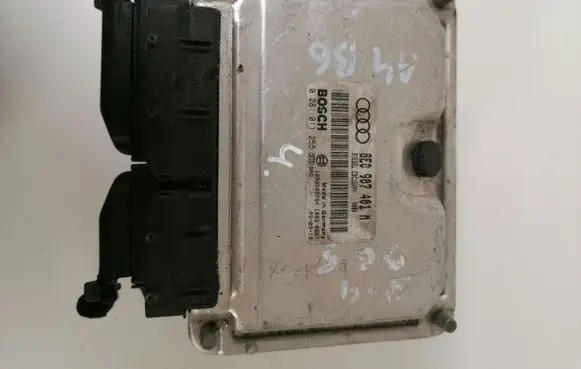 Audi A4 S4 B6 8E 8H Engine control unit/module 8E0907401M 0281011255