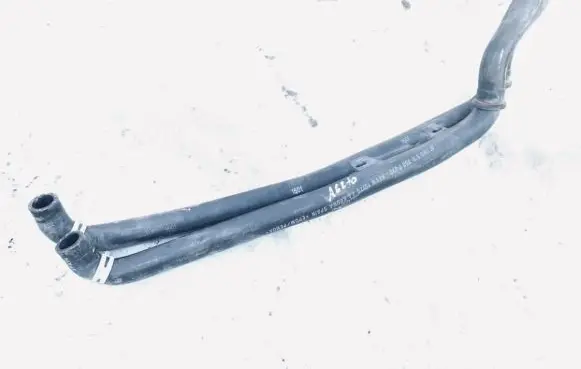 Volkswagen Sharan Engine coolant pipe/hose 7m0819350