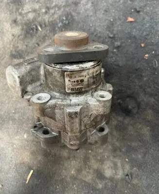 BMW 3 E90 E91 Power steering pump 7693974118 676816902L