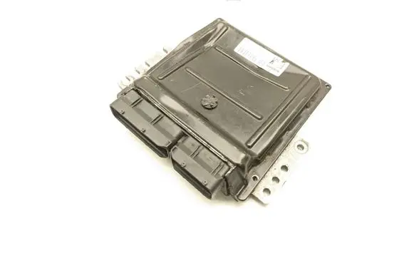 Nissan Quest Engine control unit/module MEC83-910