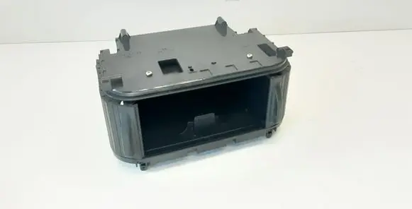 Nissan X-Trail T30 Glove box 68108EQ400