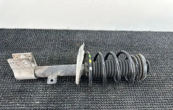 Peugeot 3008 I Front shock absorber with coil spring 