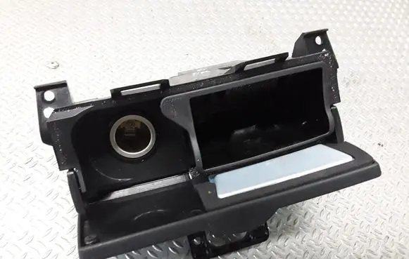 Ashtray (front)