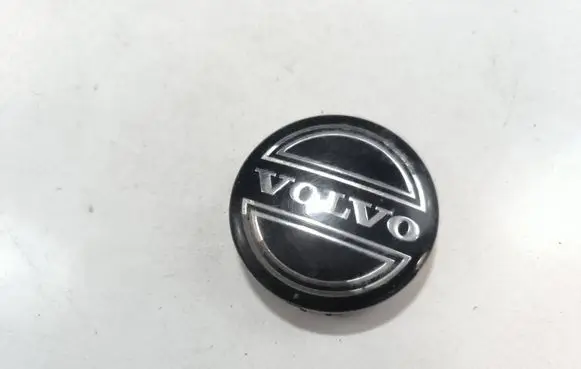 Volvo V70 Original wheel cap 30666913