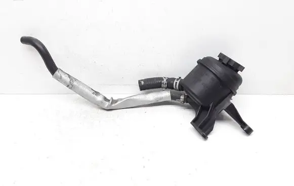 Mercedes-Benz CLC CL203 Power steering fluid tank/reservoir A2034600083