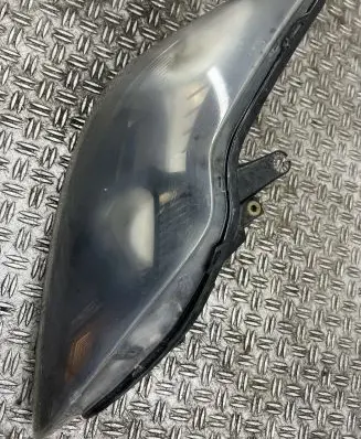 Ford Focus Headlight/headlamp