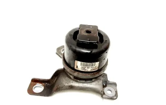 Volvo S80 Engine mount bracket 31257674