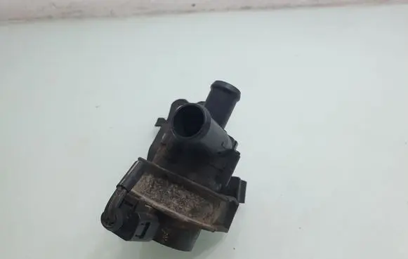 Volkswagen PASSAT CC Electric auxiliary coolant/water pump 1K0121093BH