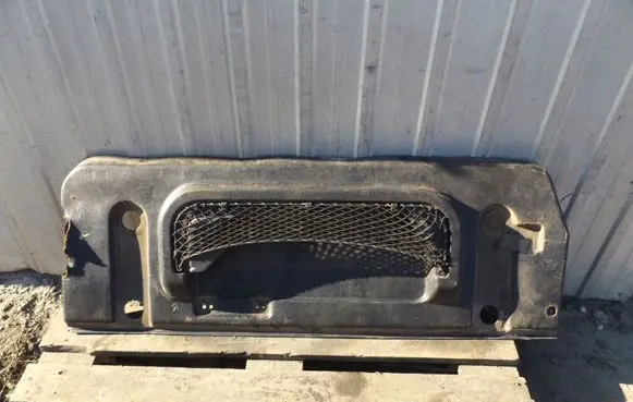 Opel Frontera A Tailgate/boot cover trim set 