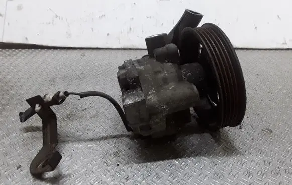 Subaru Impreza II Power steering pump