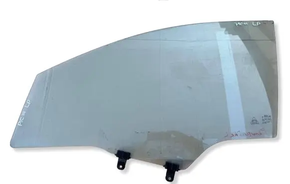 KIA Picanto Front door window glass four-door 
