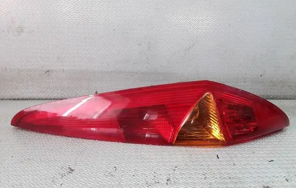Fiat Punto (176) Rear/tail lights 46523769
