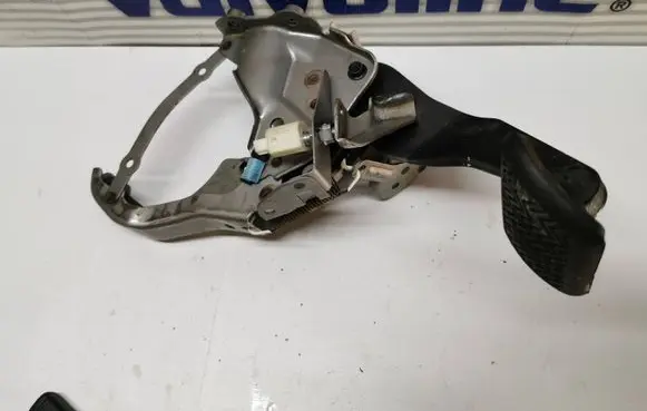 Brake pedal