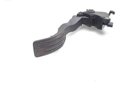 Opel Astra J Accelerator throttle pedal 9201814A