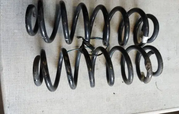 Volkswagen PASSAT B8 Rear coil spring 3Q0511115