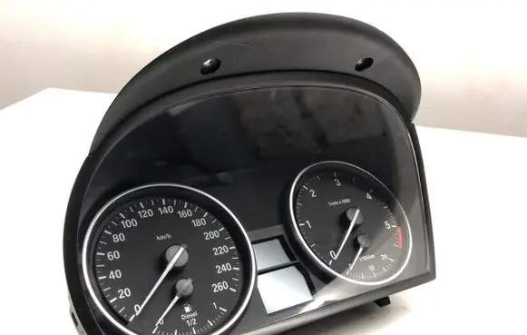 BMW X1 E84 Speedometer (instrument cluster) 9283840