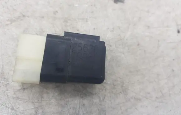 Chrysler Pacifica Other relay 2563079960