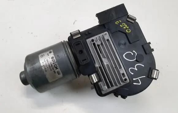 Mercedes-Benz E W211 Wiper motor 2118200942