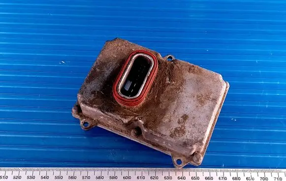 Mercedes-Benz E W211 Xenon control unit/module A0028202426 5DF00827900