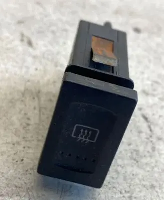 Windscreen/window heater switch